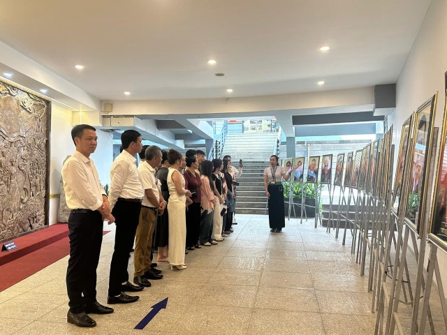 Triển lãm ảnh “Chân dung Anh hùng Lực lượng vũ trang nhân dân  trong Chiến dịch Điện Biên Phủ”